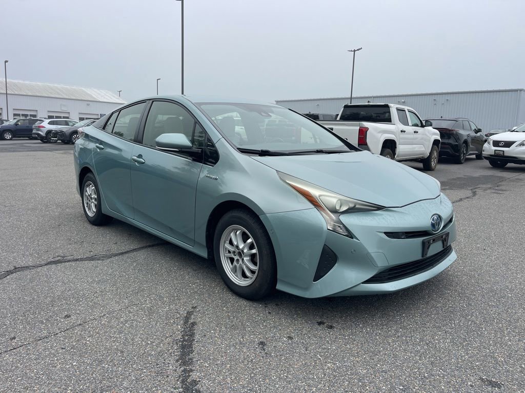 Used 2017 Toyota Prius Three FWD image 7