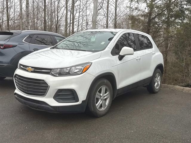 Used 2022 Chevrolet Trax LS w/ Tint and Cruise Package image 8