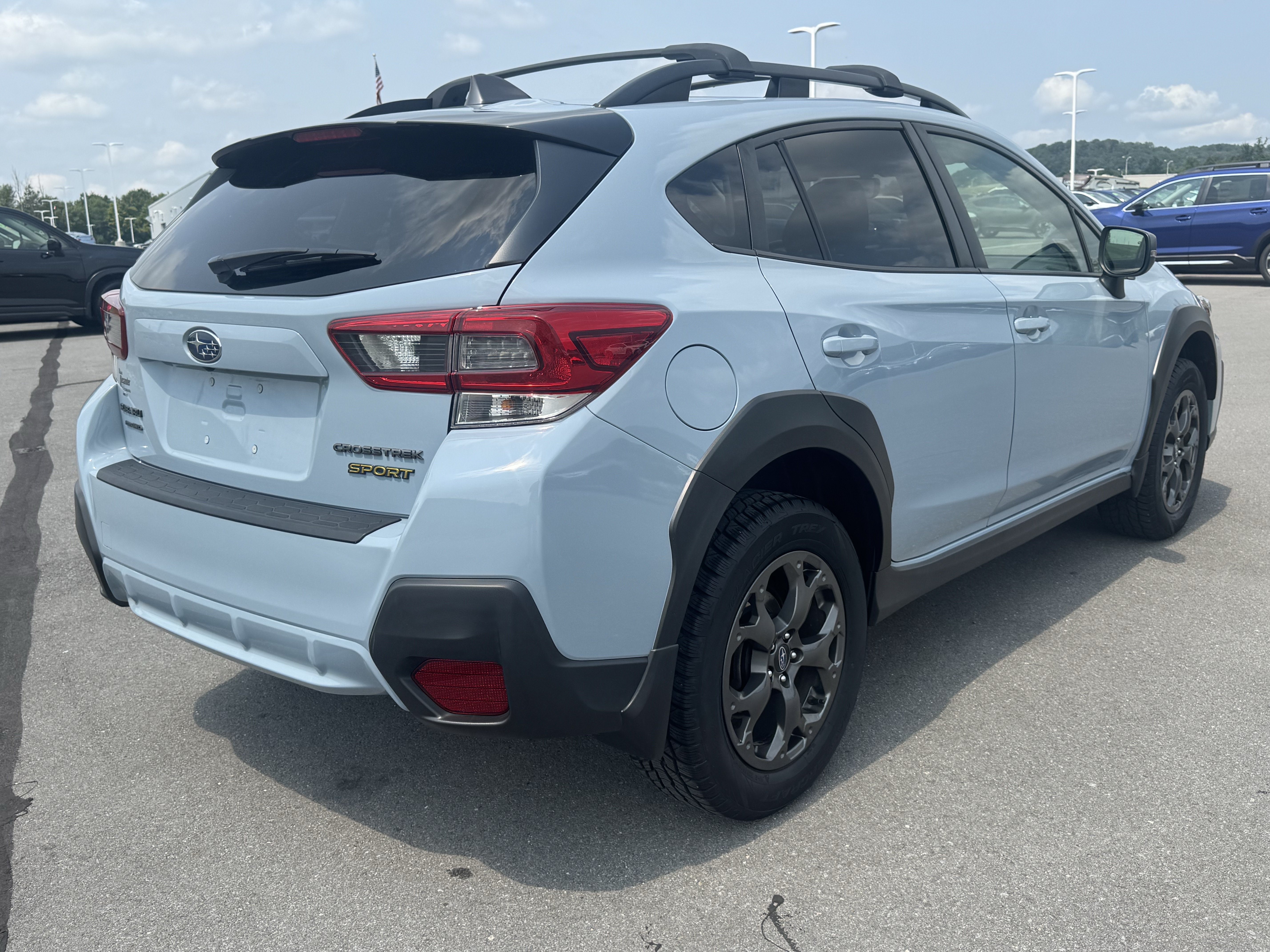 Certified 2022 Subaru Crosstrek 2.5i Sport w/ Moonroof Package AWD/4WD image 3