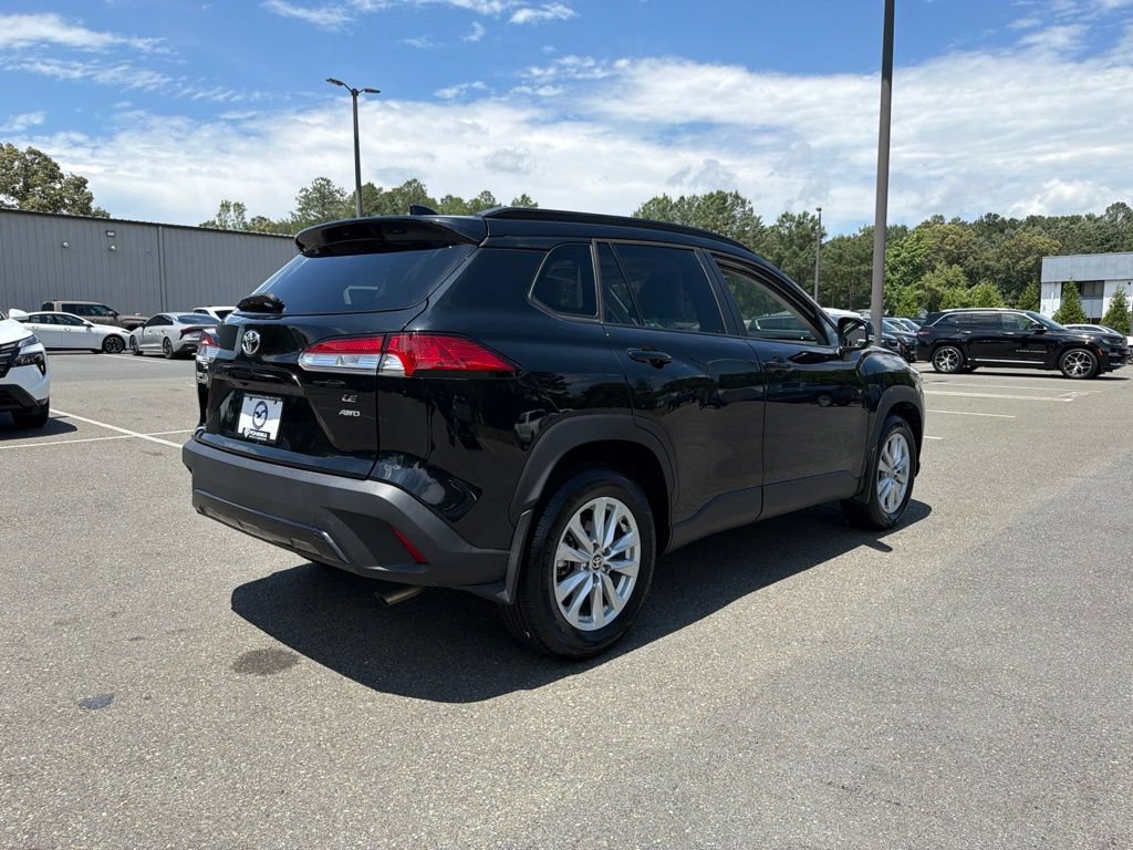 Used 2023 Toyota Corolla Cross LE w/ Moonroof Package AWD/4WD image 5