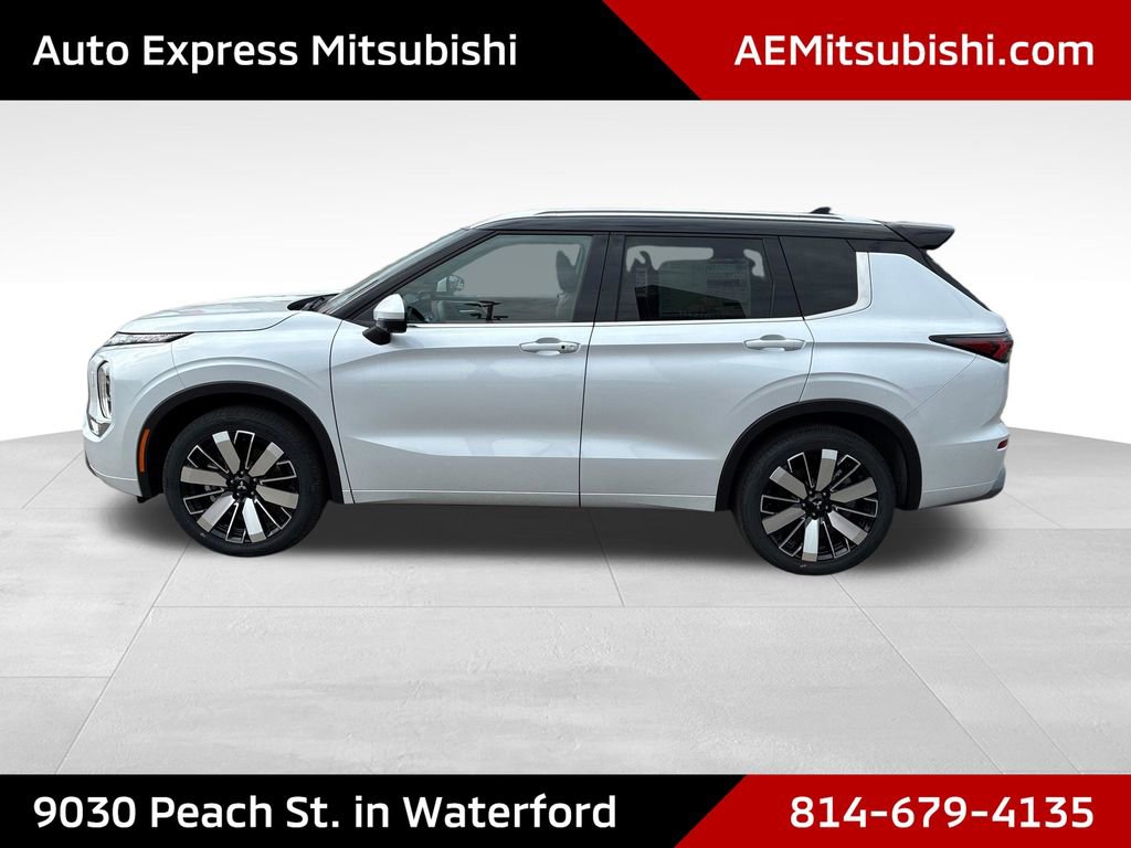 New 2026 Mitsubishi Outlander SEL image 4