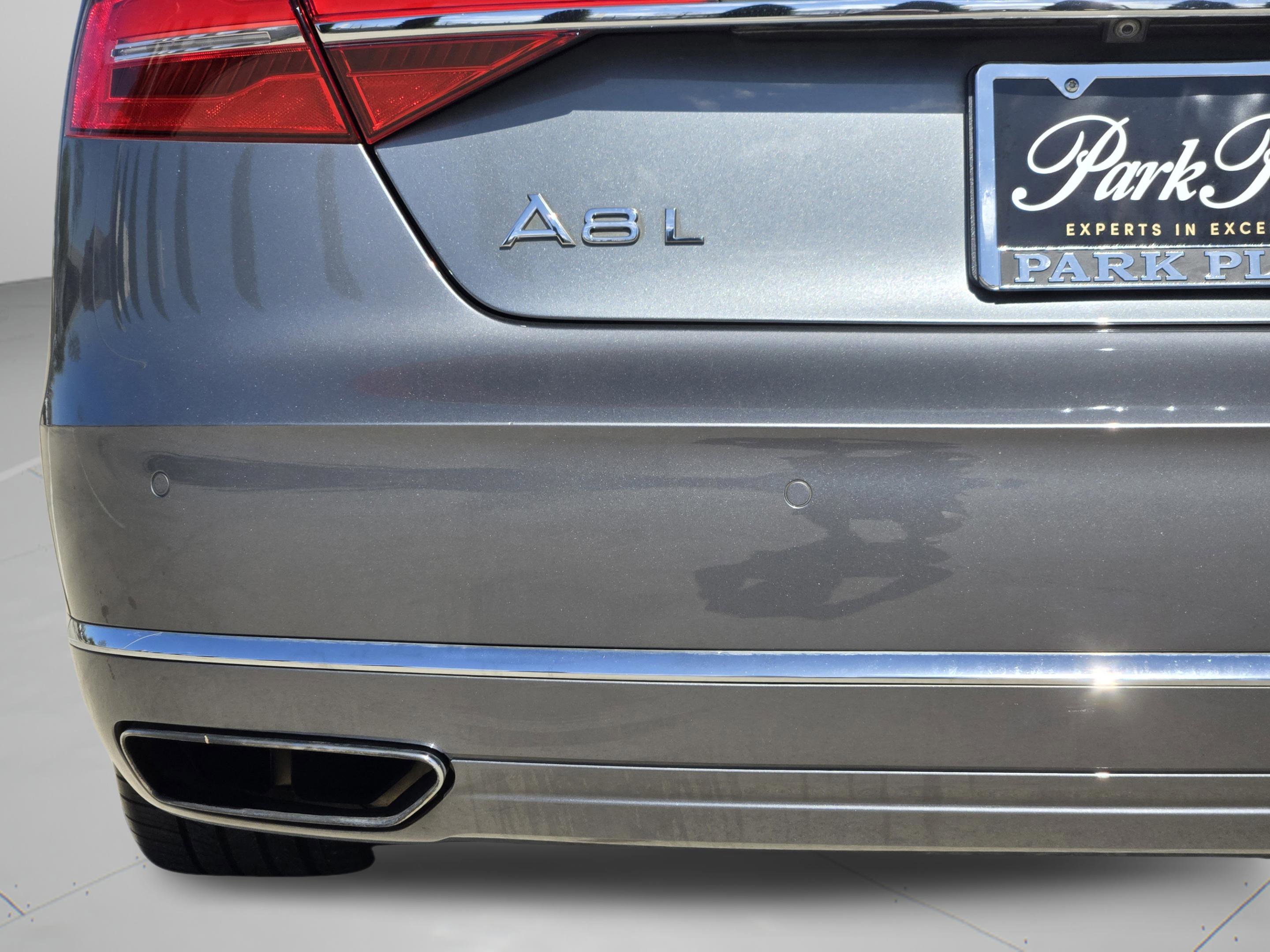 Used 2015 Audi A8 L 4.0T w/ Premium Package image 18