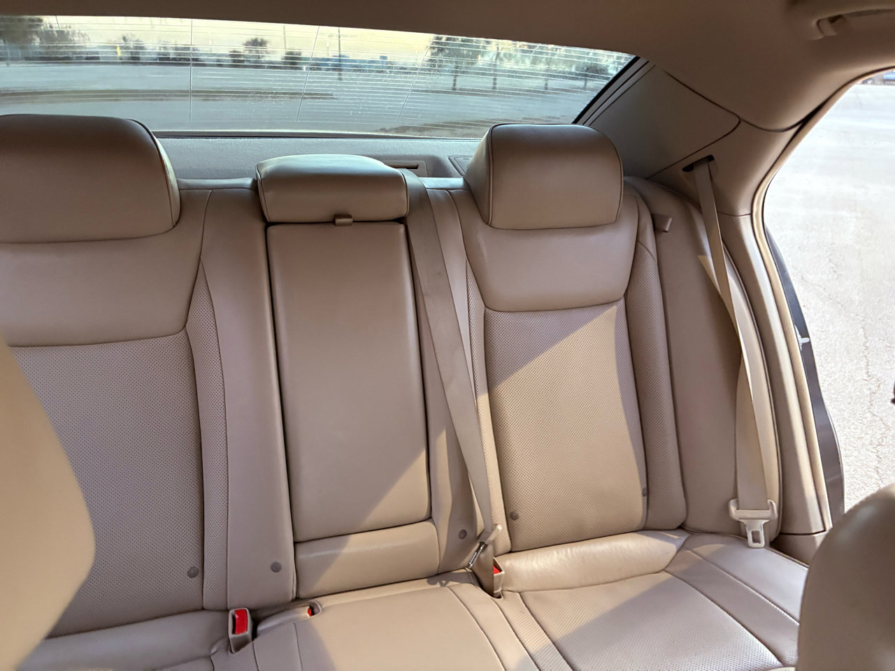 Used 2013 Chrysler 300 C image 23