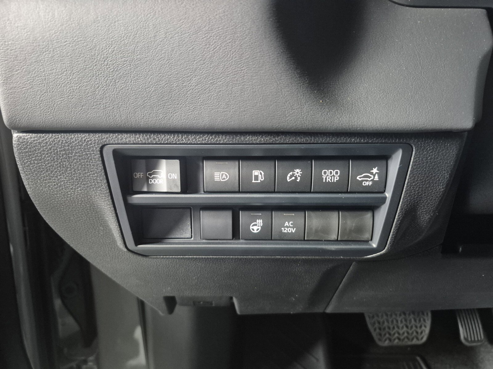 New 2026 Toyota Sequoia Platinum image 18