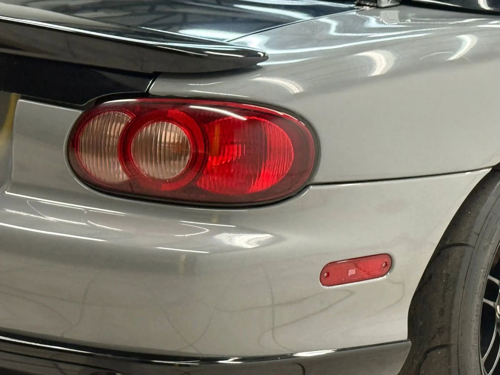 Used 2004 MAZDA MX-5 Miata MAZDASPEED image 8