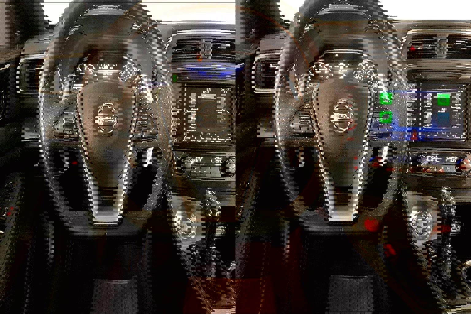 Used 2023 Nissan Maxima SR image 5