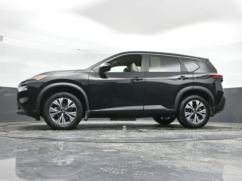 Used 2023 Nissan Rogue SV image 48