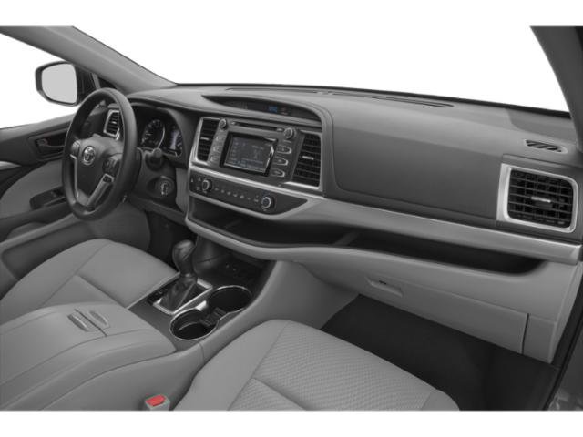 Used 2019 Toyota Highlander Plus AWD/4WD image 18