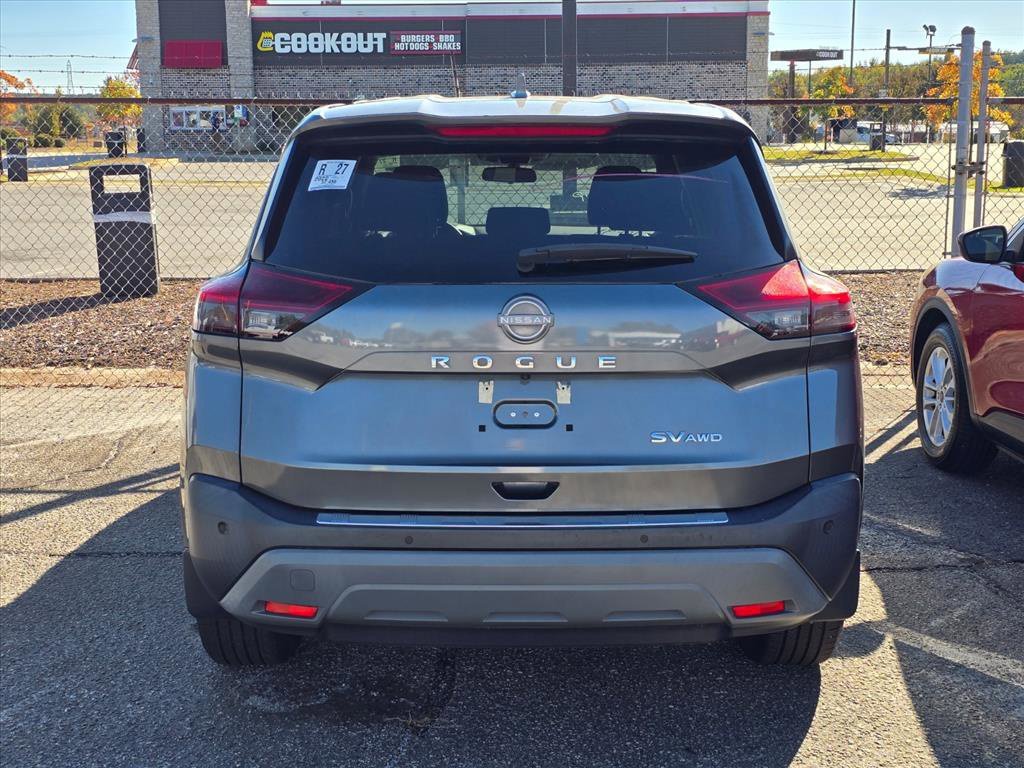 Used 2022 Nissan Rogue SV AWD/4WD image 12