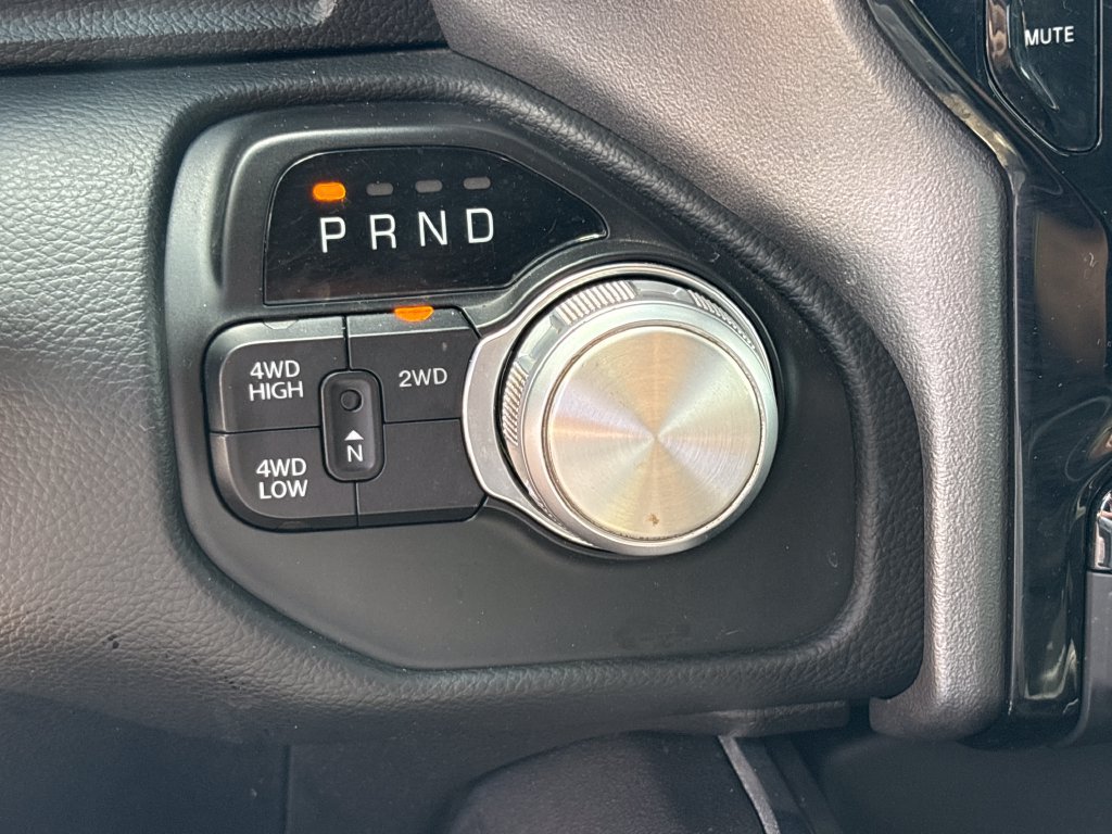 Used 2020 RAM 2500 Laramie w/ Night Edition AWD/4WD image 28