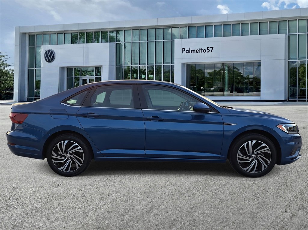 Used 2021 Volkswagen Jetta SEL image 4