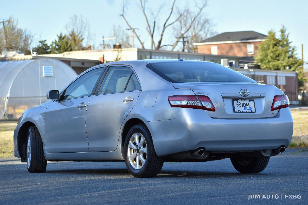 Used 2011 Toyota Camry LE w/ LE Extra-Value Pkg FWD image 7