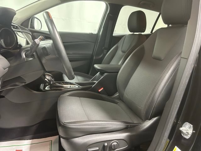 Used 2022 Buick Encore GX Preferred w/ Cold Weather Comfort Package AWD/4WD image 7