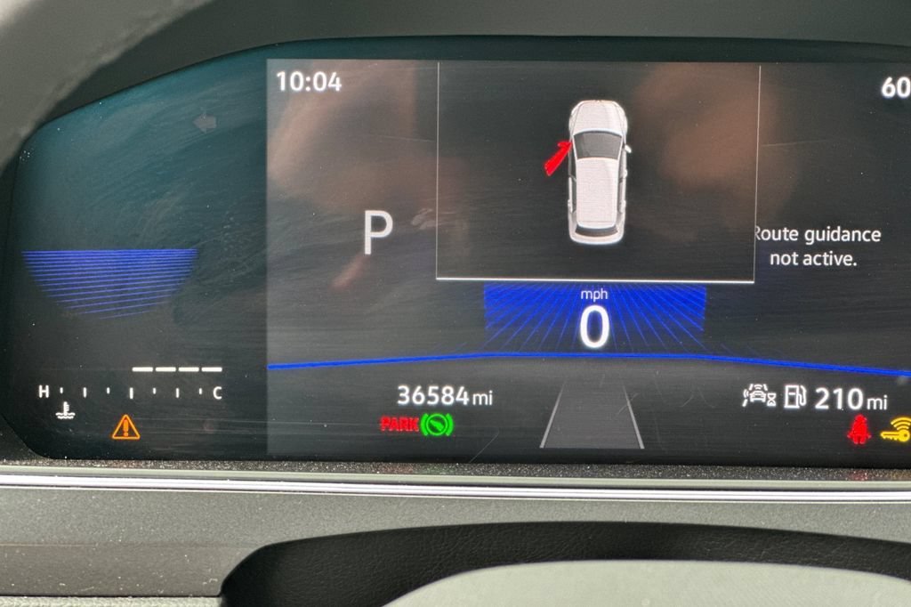 Used 2022 Volkswagen Tiguan SE R-Line FWD image 26