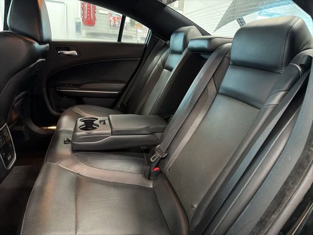 Used 2015 Dodge Charger R/T w/ Plus Group image 25