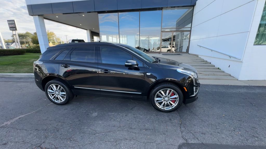Certified 2023 Cadillac XT5 Sportv w/ Technology Package image 9