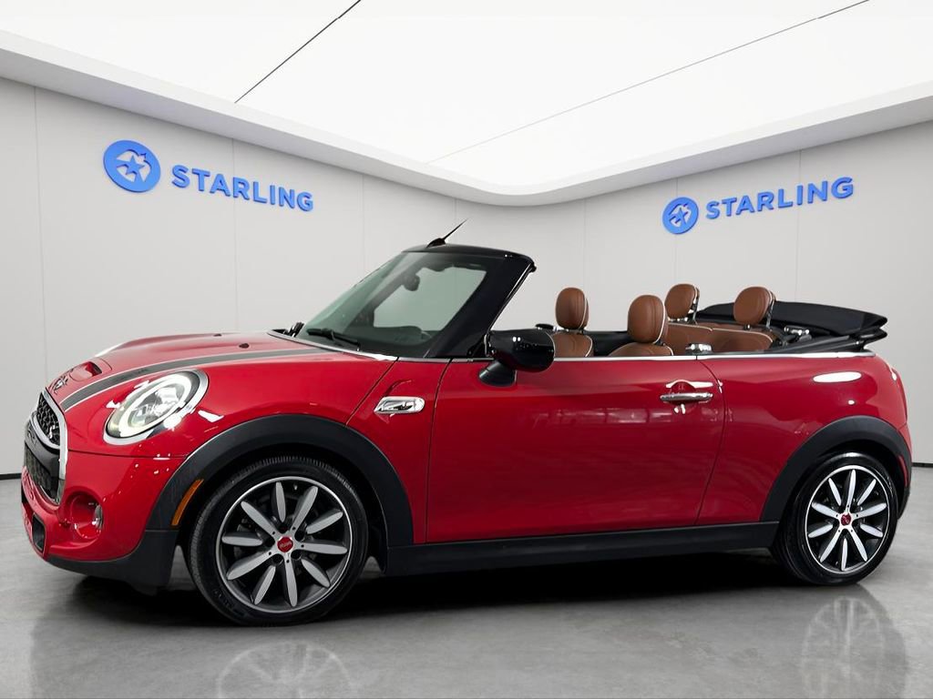 Used 2021 MINI Cooper S w/ Signature Upholstery Package FWD image 2