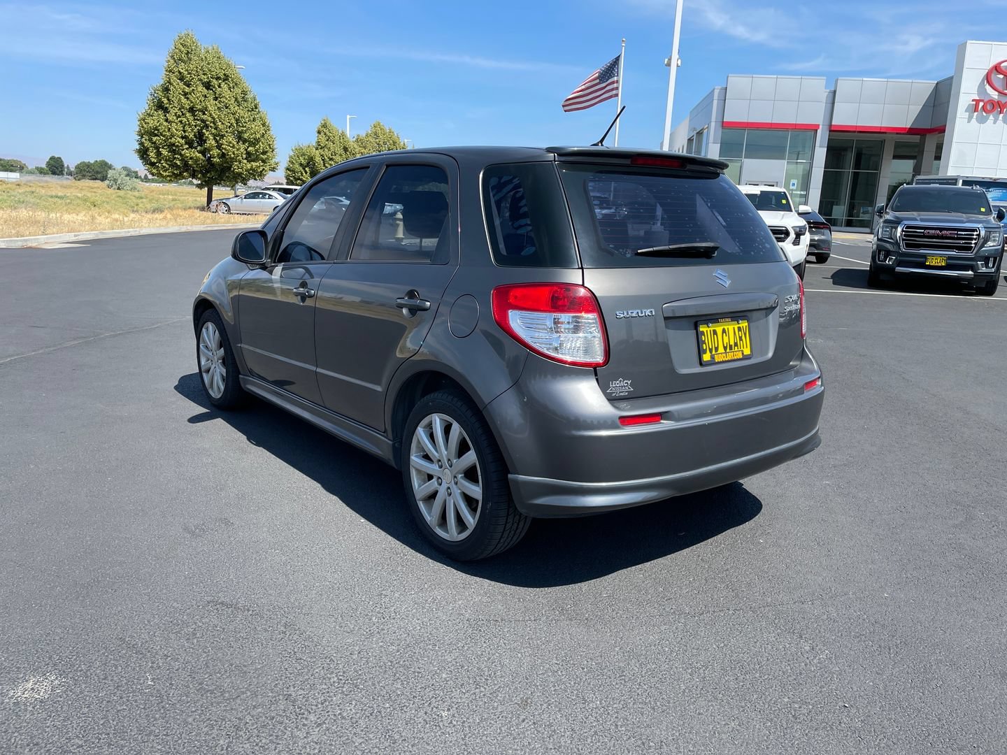Used 2012 Suzuki SX4 Sportback FWD image 5
