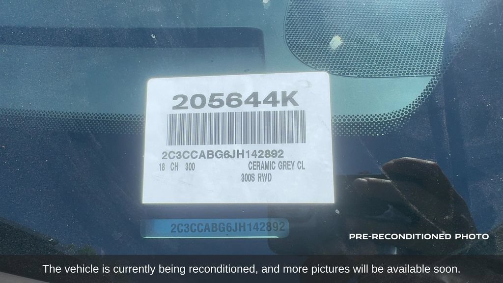 Used 2018 Chrysler 300 S w/ S Model Appearance Package RWD image 19