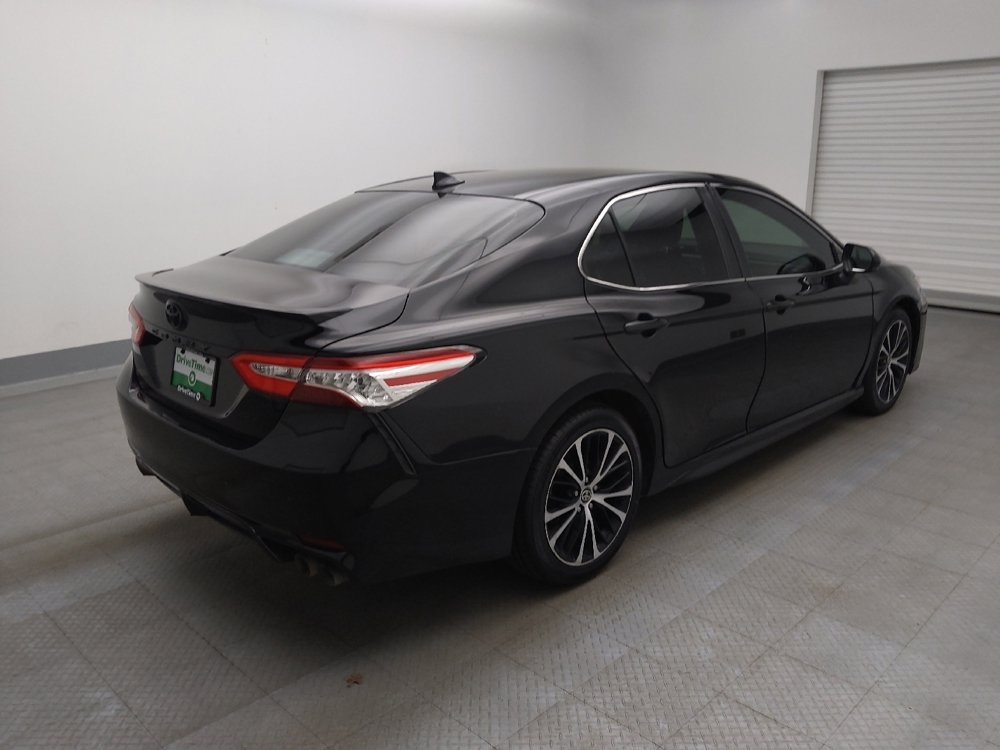 Used 2020 Toyota Camry SE image 10