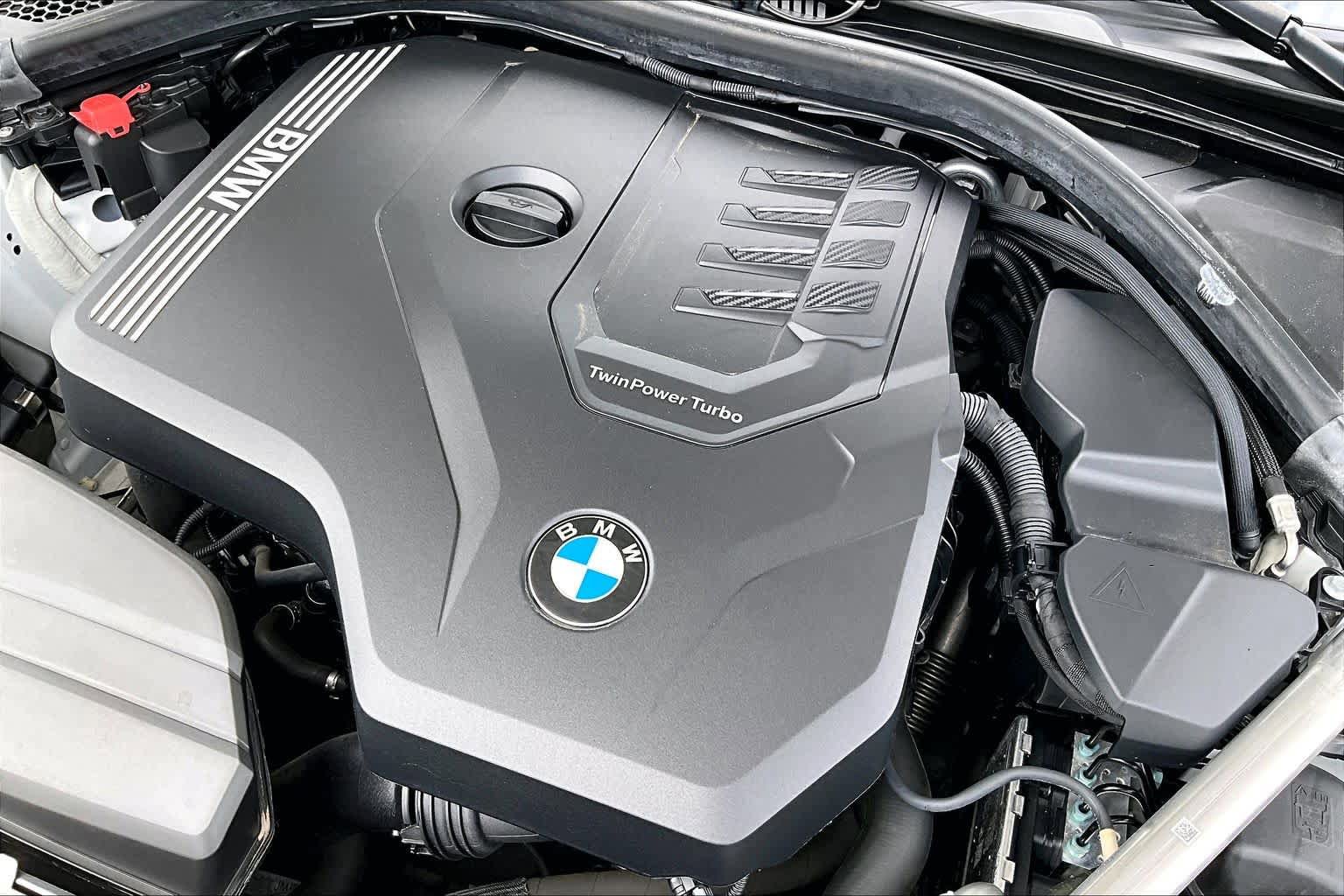 Used 2022 BMW 430i Coupe w/ M Sport Package RWD image 29
