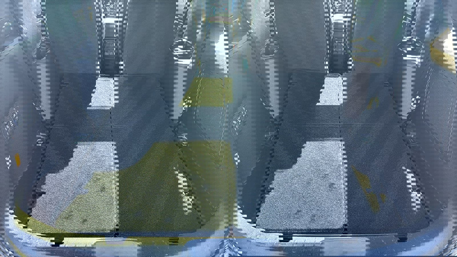 Used 2017 Ford Explorer Platinum image 20