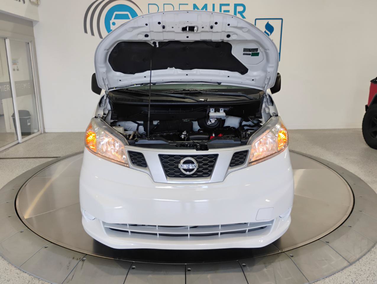 Used 2019 Nissan NV200 S FWD image 38