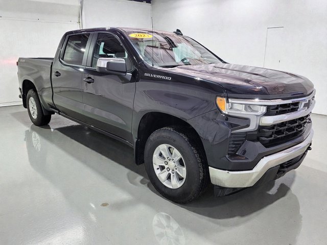 Used 2023 Chevrolet Silverado 1500 LT w/ Protection Package image 2