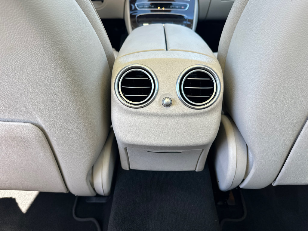 Used 2022 Mercedes-Benz E 350 Sedan image 23