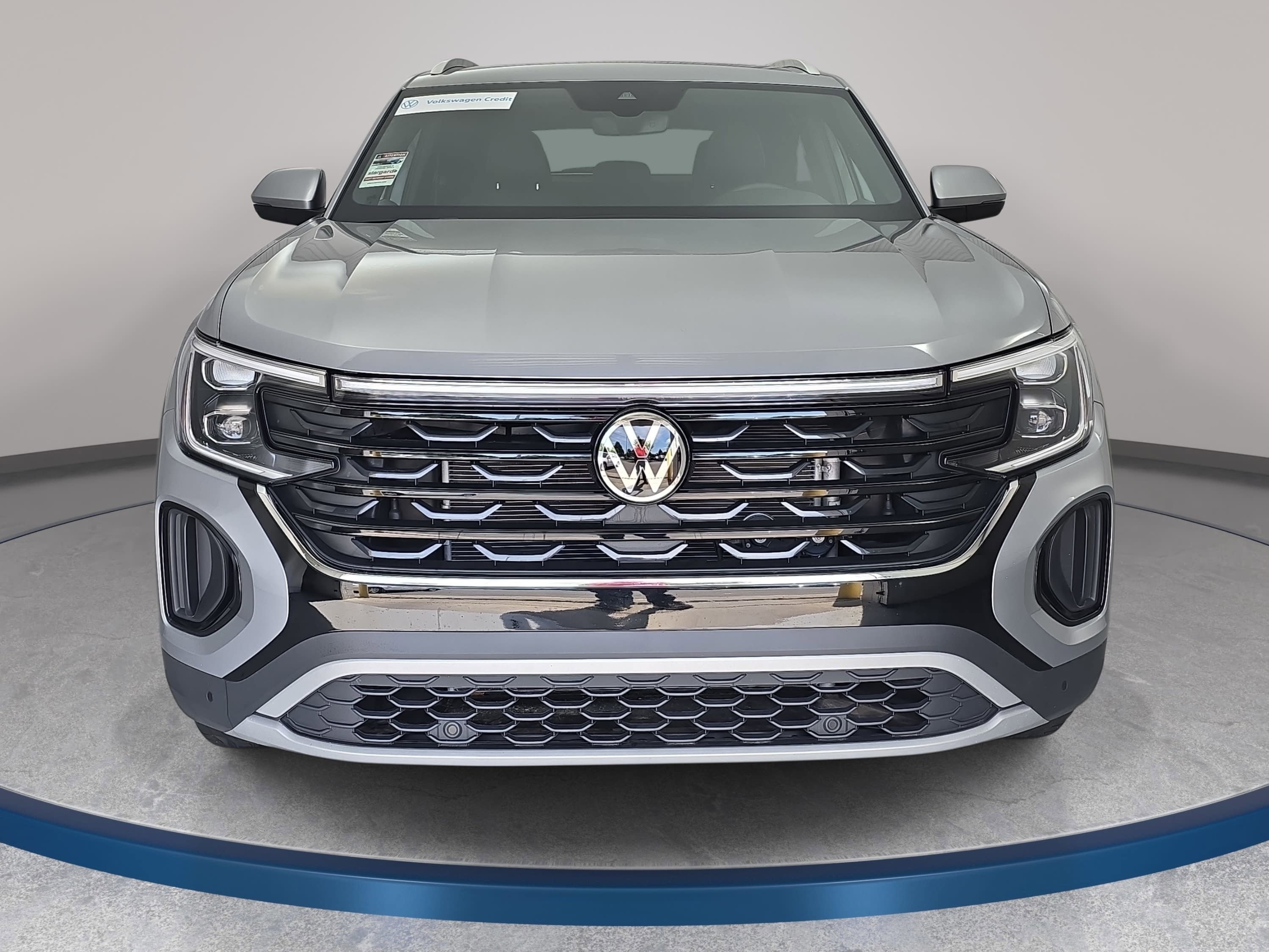 Certified 2025 Volkswagen Atlas Cross Sport SE w/ Panoramic Sunroof Package FWD image 2