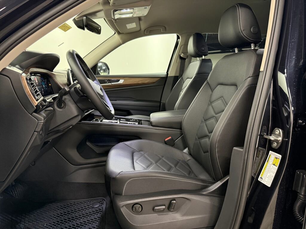 New 2026 Volkswagen Atlas SE image 17