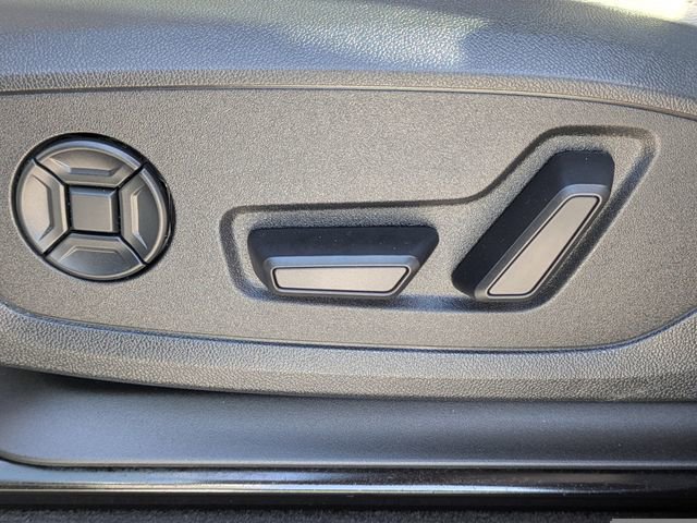 Used 2021 Audi Q3 2.0T Premium w/ Convenience Package image 26