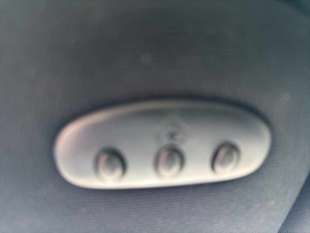 Used 2017 Lincoln MKZ Premiere image 19