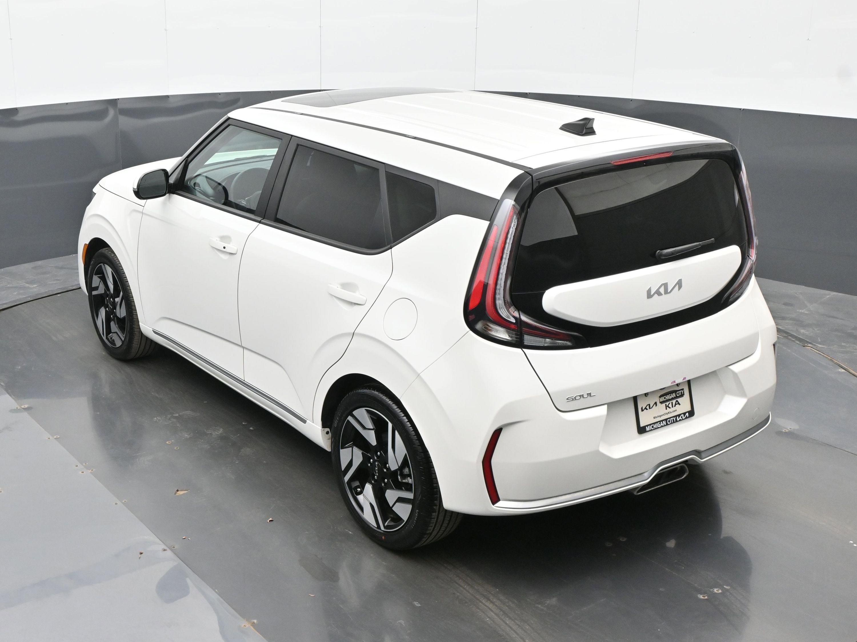 Used 2025 Kia Soul GT-Line w/ GT-Line Technology Package image 22