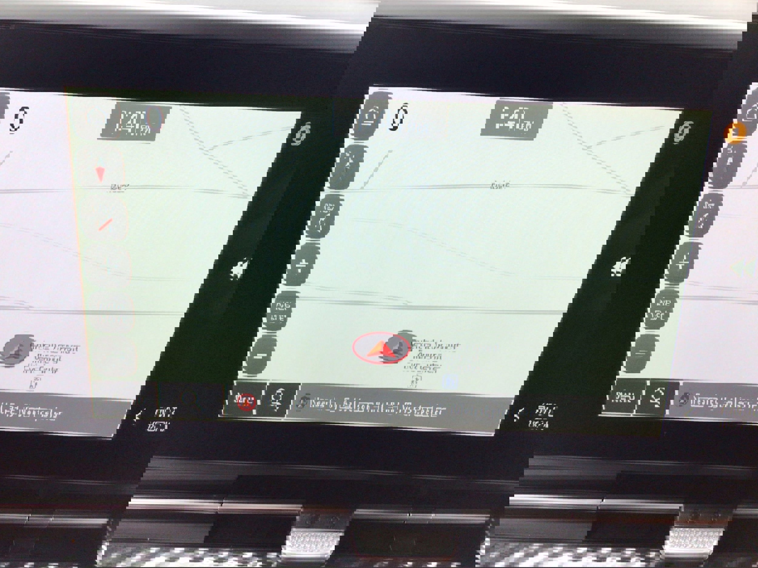 Used 2023 Kia Carnival SX Prestige image 28