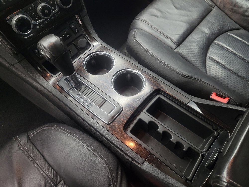 Used 2015 Chevrolet Traverse LTZ FWD image 26