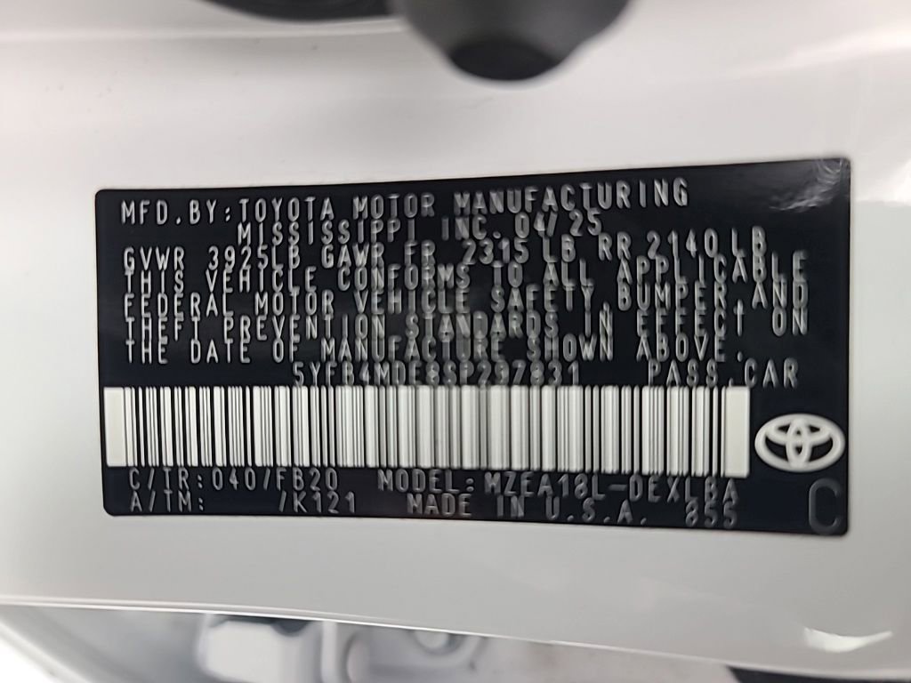 Used 2025 Toyota Corolla LE FWD image 39