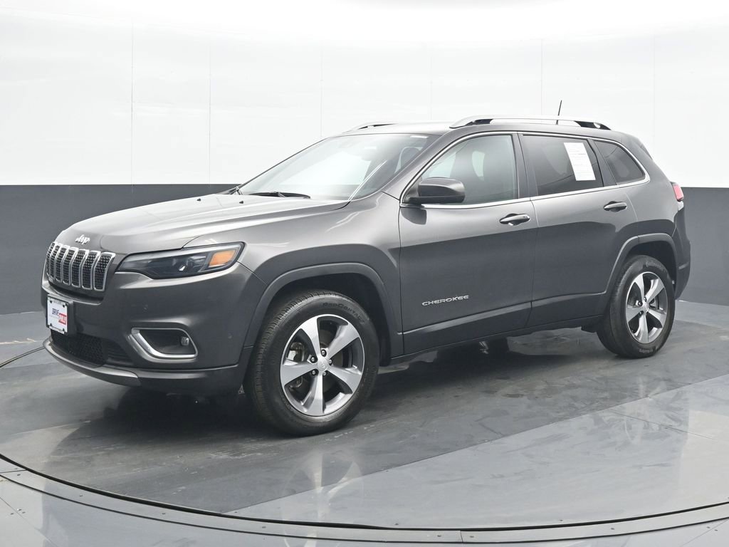 Used 2021 Jeep Cherokee Limited image 2