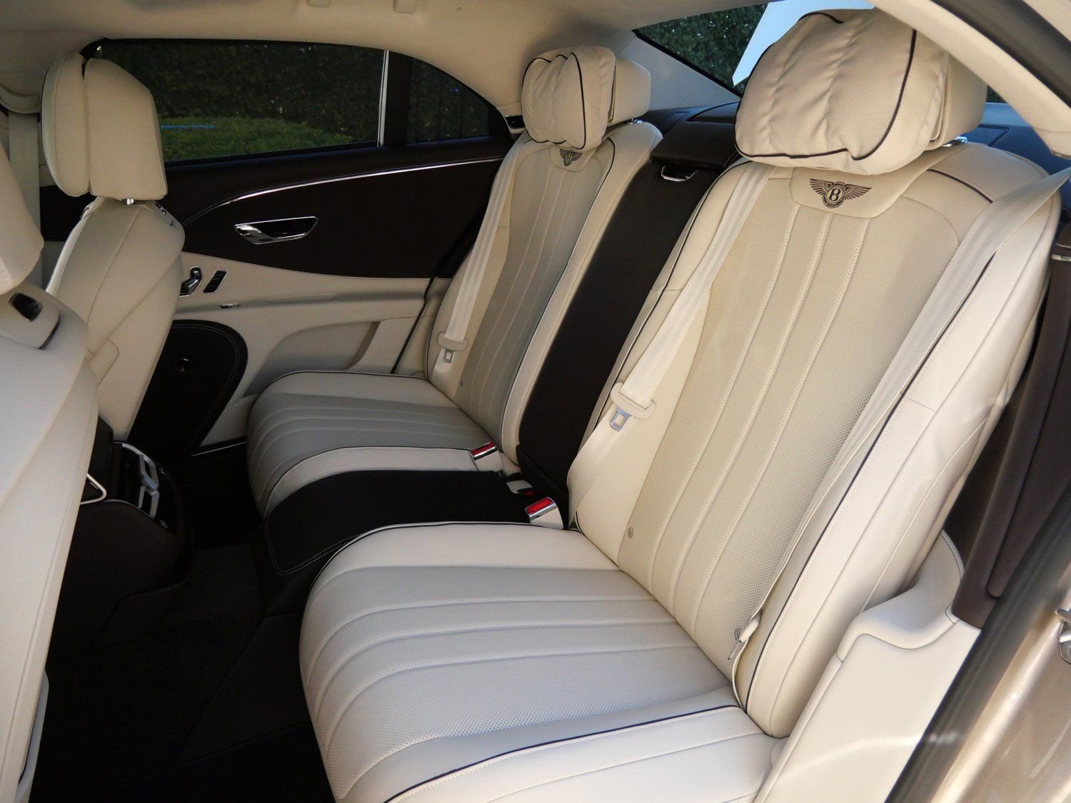 New 2026 Bentley Flying Spur Plug-In Hybrid AWD/4WD image 20