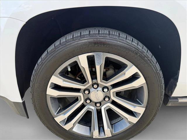 Used 2018 GMC Yukon Denali w/ Denali Ultimate Package AWD/4WD image 28