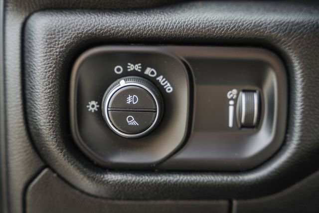 Used 2021 RAM 1500 Big Horn AWD/4WD image 44