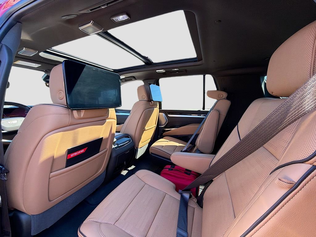New 2026 Cadillac Escalade Luxury w/ Touring Package AWD/4WD image 26