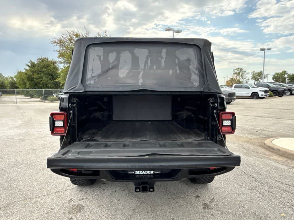 Used 2022 Jeep Gladiator Overland AWD/4WD image 13
