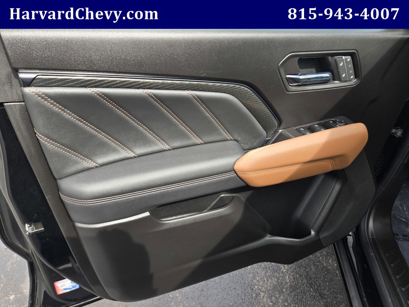 Used 2026 GMC Canyon AT4 w/ Technology Plus Package image 35