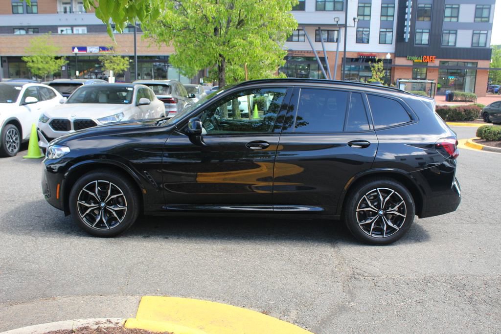 Certified 2024 BMW X3 xDrive30i w/ M Sport Package AWD/4WD image 5