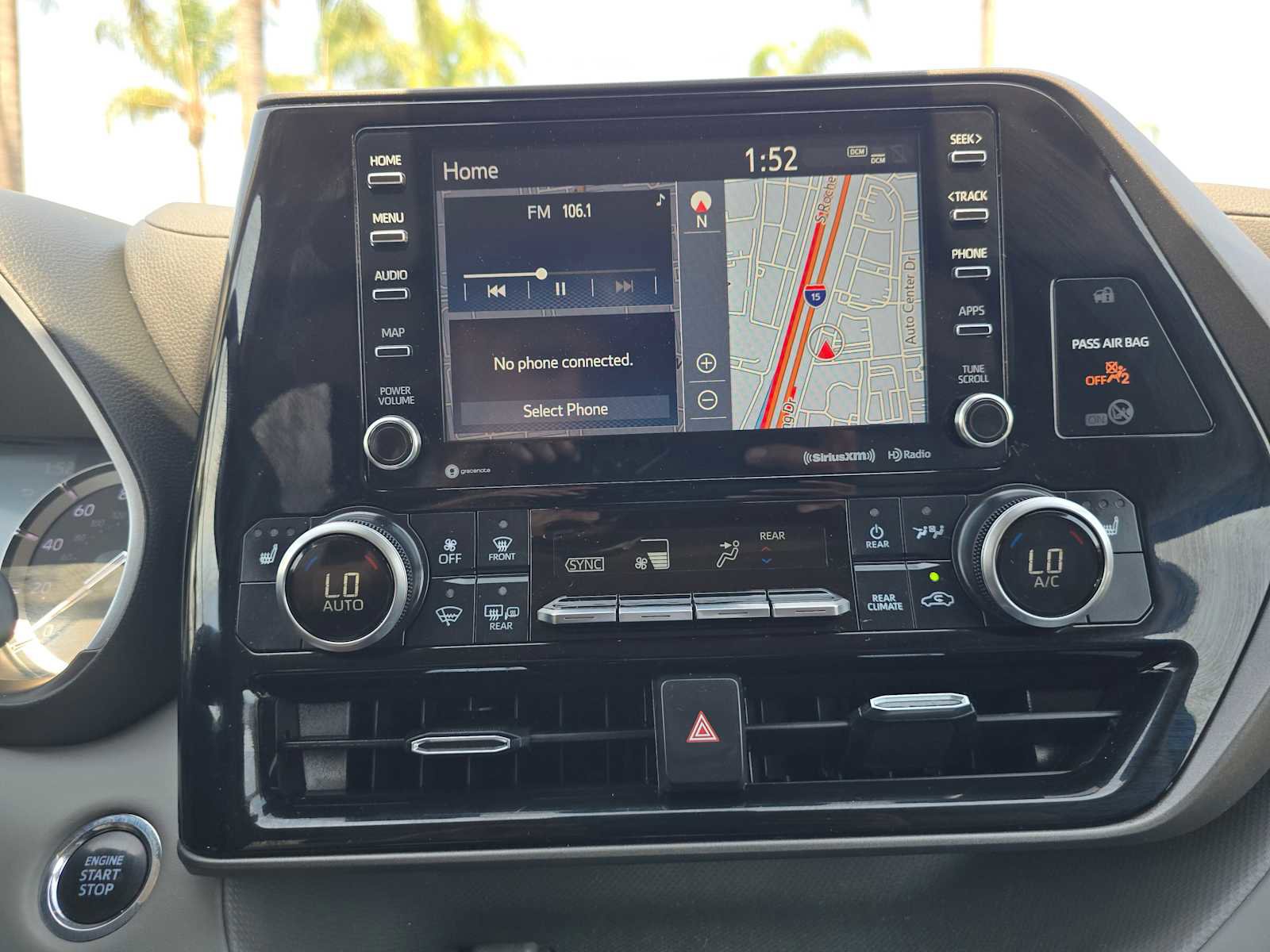 Used 2022 Toyota Highlander XLE image 27