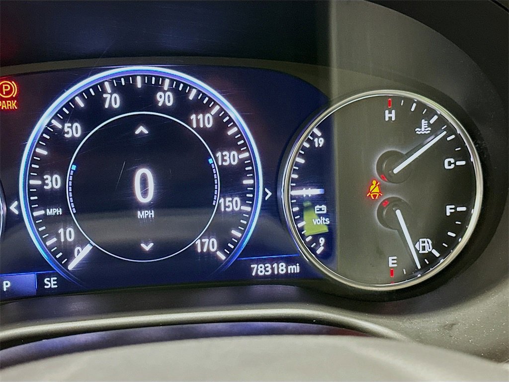 Used 2023 Buick Enclave Premium image 12