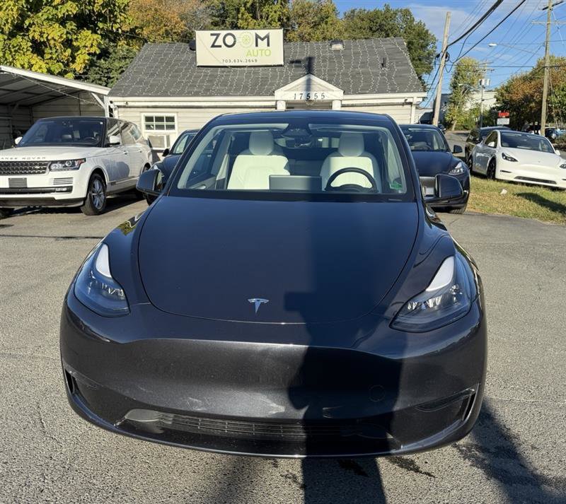 Used 2024 Tesla Model Y Long Range image 8