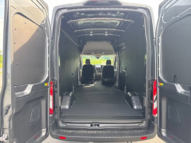 New 2026 Ford Transit 250 148 High Roof AWD image 18