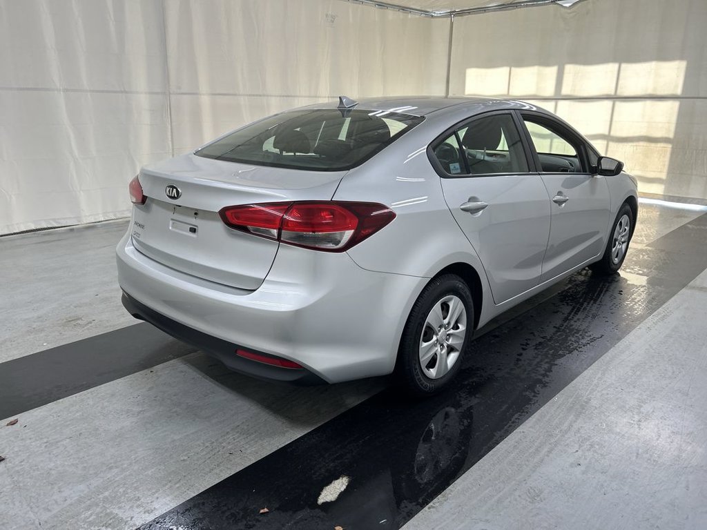 Used 2018 Kia Forte LX w/ LX Rear Camera Package FWD image 2